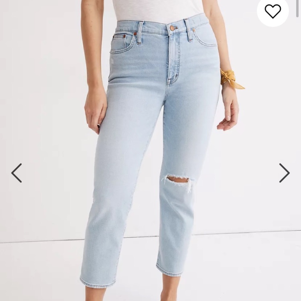 Madewell Straight jeans in Wellingford Wash (knee rip)